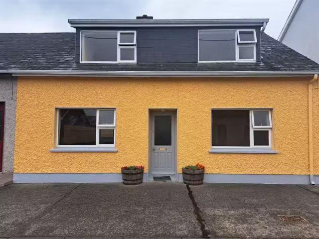 Dominic Street, Portumna, Galway, H53CD36