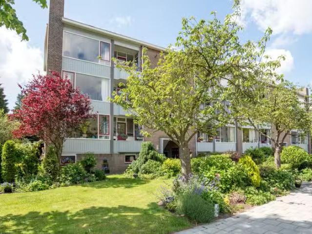 Dompvloedslaan 76 Overveen