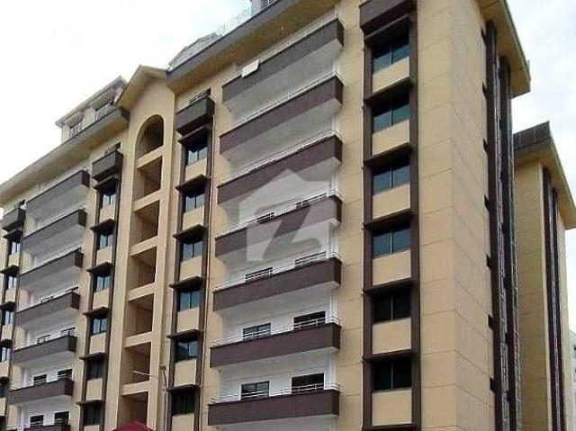 Don't miss out this beautiful apartment For Rent