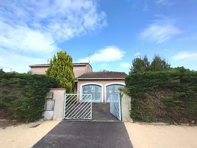 Donzac 82340 Achat / Vente maison 7 pièces t7 au dernier étage