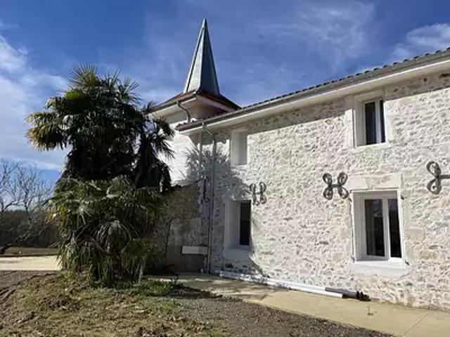 Donzacq 40360 Location appartement 1 pièce t1 au dernier étage terrasse