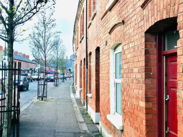 Donegall Road, En Suite Room 5