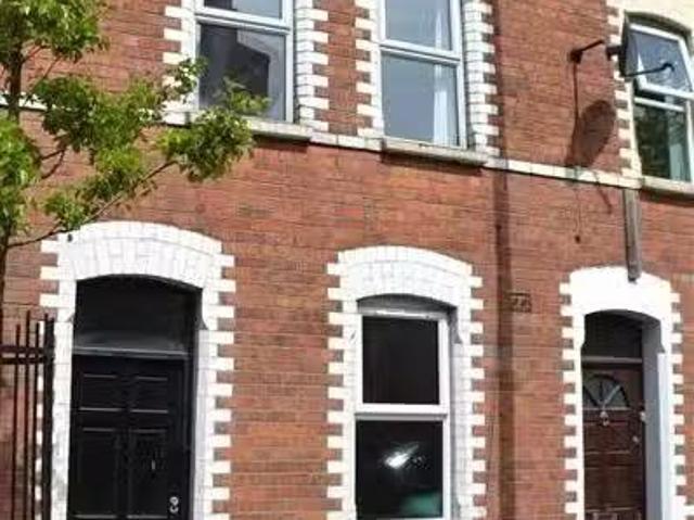 Donegall Road, Room 4