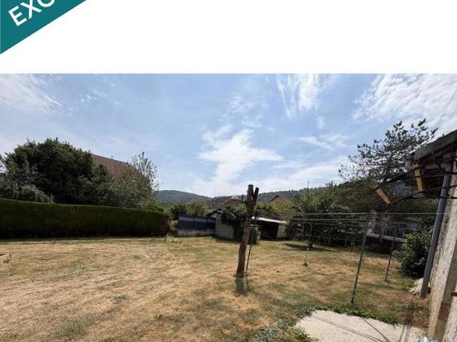 Donner vie à vos projets, Maison avec grange, offrant un beau potentiel d'aménagement !