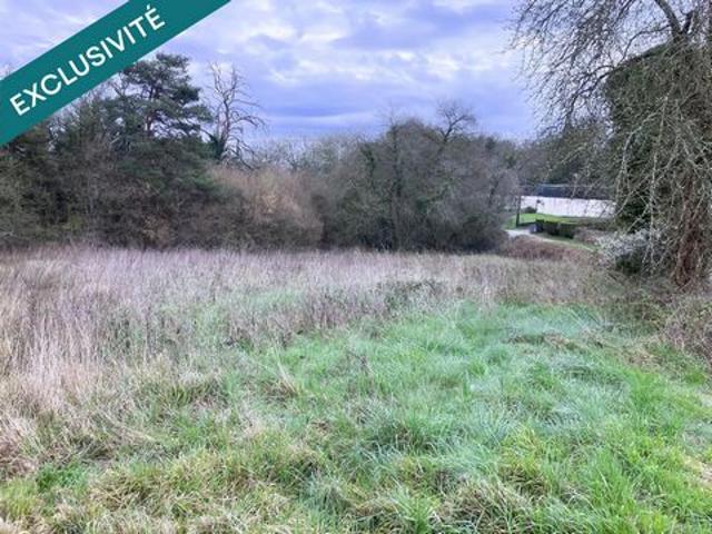 Donnez vie à tout vos projets grace à ce terrain constructible d'environ 1180m2