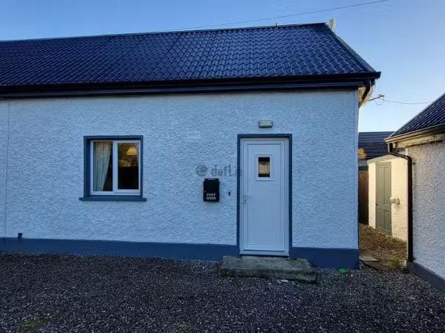 Donore, Caragh, Naas, Co. Kildare is for rent