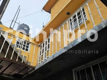 ¡Doble Beneficio en Constitución 1917! Casa con 2 Departamentos Independientes