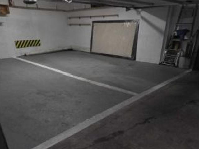 DOBLE PLAZA GARAJE CERRADO EN ZONA CORTE INGLES