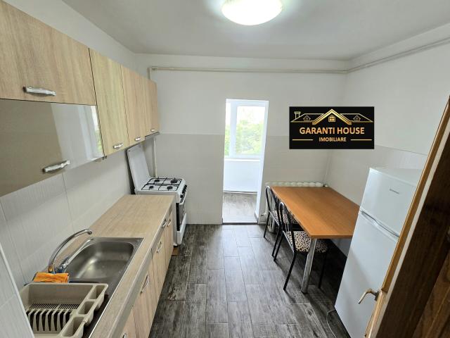 Dobrogei, apartament cu 2 camere, decomandat, mobilat si utilat, 240€/Luna