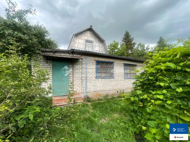 Добрые Пчелы с, Центральная ул