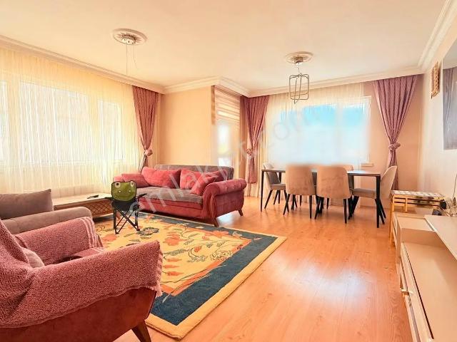 Dogukent Cad.yakını Asansörlü Çok Katlı Sitede Ayın Fırsatı 3+1