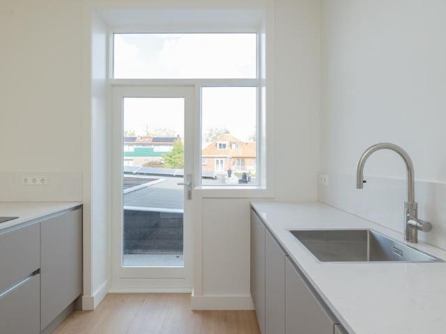 Dokter de Liefdestraat 12, 2025DZ, Haarlem