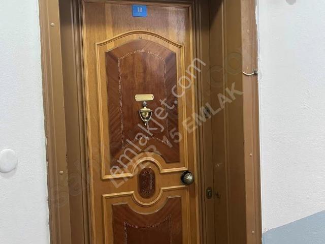 Dokuma Yeşiltepe Cadde Üstü Kiralık Daıre