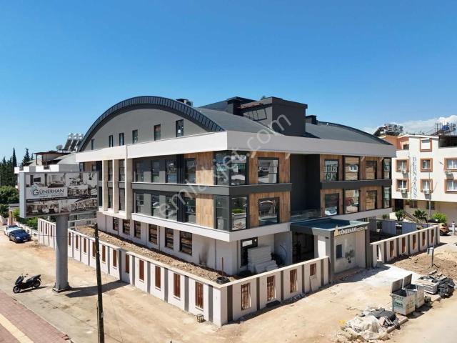 Dokumada Hamamlı havuzlu Sitede Yerden Isıtmalı 3+1
