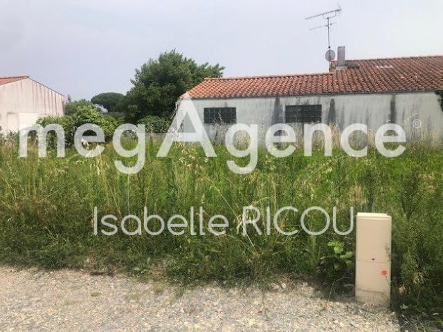 DOLUS D'OLERON, TERRAIN A BATIR viabilisé de 138m²