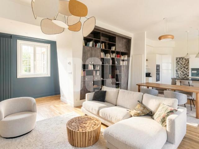 DOLY APPARTEMENT 2 PIÈCES PARIS 18e