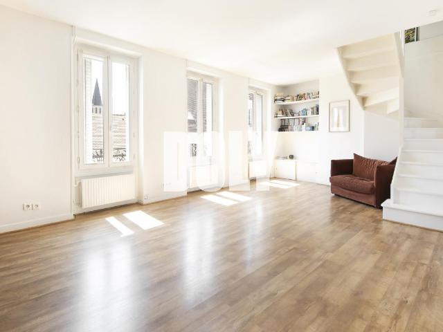 DOLY DUPLEX DE CHARME 3 PIÈCES CENTRE VILLE RUEIL MALMAISON