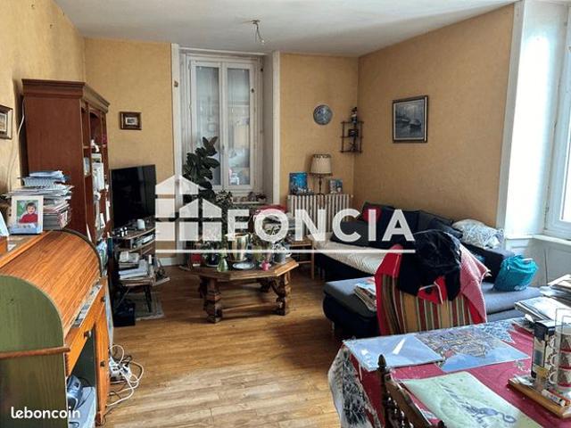 Dol de bretagne centre ville appartement t4 75m2