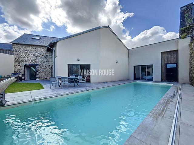 DOL DE BRETAGNE Maison de ville avec piscine
