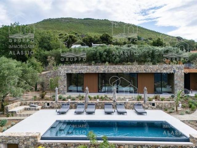 Dolce & Azzurra Tra cielo e mare, il tuo angolo di paradiso ad Alassio