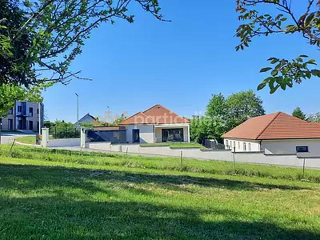 Dole 39100 Achat / Vente maison 4 pièces t4 au dernier étage