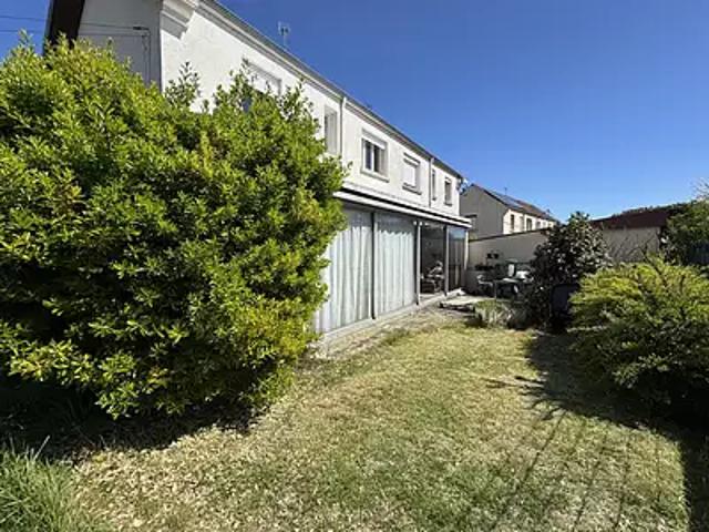 Dole 39100 Achat / Vente maison 5 pièces t5 au dernier étage terrasse