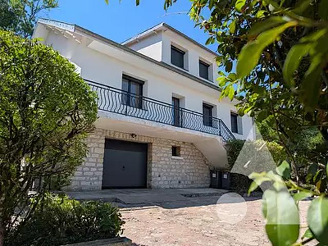 Dole 39100 Achat / Vente maison 7 pièces t7 cave