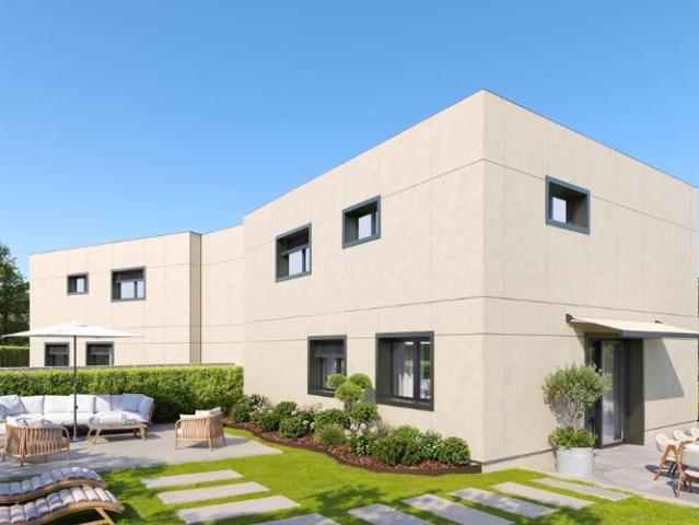Doppeleinfamilienhaus 4.5 Zimmer