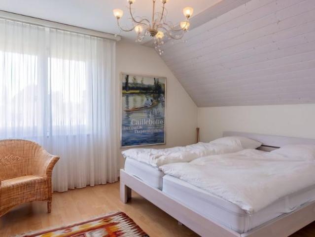 Doppeleinfamilienhaus 6.5 Zimmer