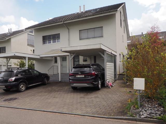 Doppeleinfamilienhaus mit Weitblick, naturnah und ruhig gelegen