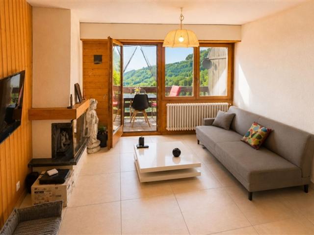 Doppelhaus mit offener Aussicht in Sainte Croix