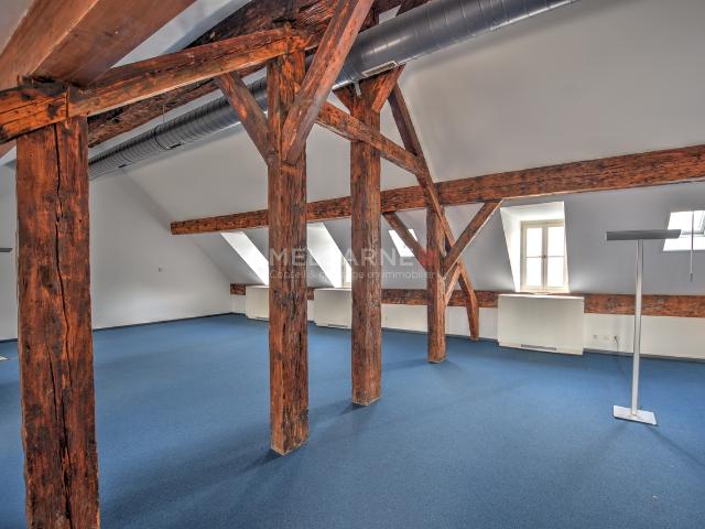 Duplex Büros von ca. 308 m² zu vermieten Rue du Rhône
