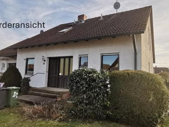Doppelhaushälfte mit traditionellem Charme