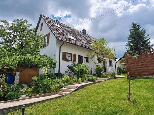 Doppelhaushälfte Familiennest