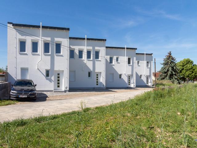 DOPPELHAUSHÄLFTE im GRÜNEN MIETE oder KAUF!