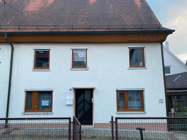 Doppelhaushälfte in Bad Buchau | Wintergarten | Garten | Garage