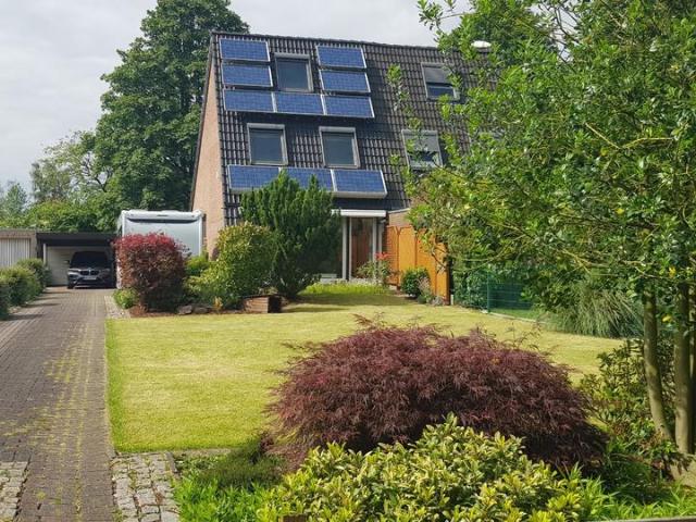 Einfamilienhaus Doppelhaushälfte in Bremen Oberneuland
