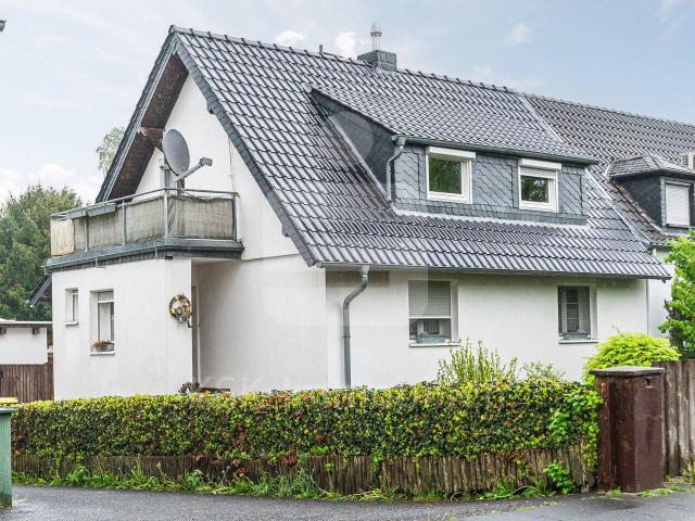 Doppelhaushälfte in guter Lage