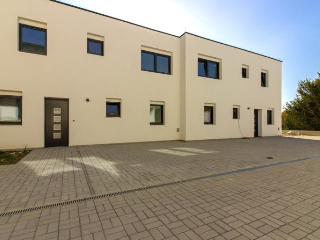 Doppelhaushälfte mit Garten Schlüsselfertig Neubau