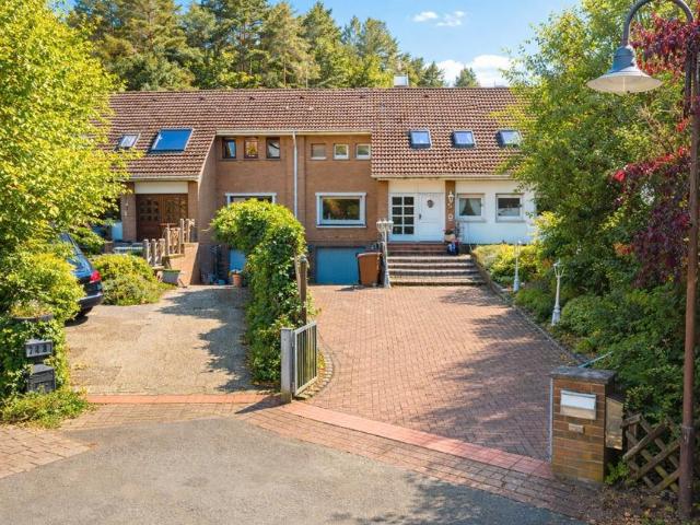 Doppelhaushälfte in Stuhr Fahrenhorst mit Kamin und Sauna