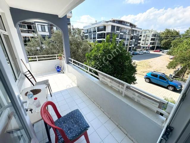 Dora Dan Satılık Full Kredi Ön Cephe Köşe 3+1 Çift Balkon Daire