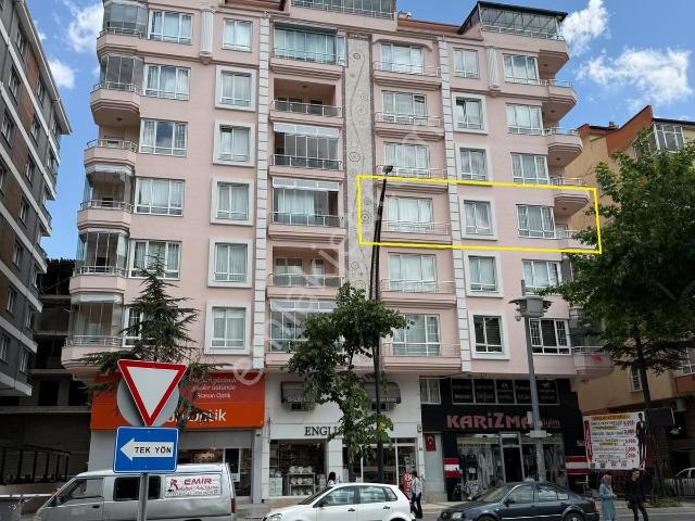Dora Gayrimenkul'den Mecburiyet Caddesi Hatay Künefe Karşısı 3+1
