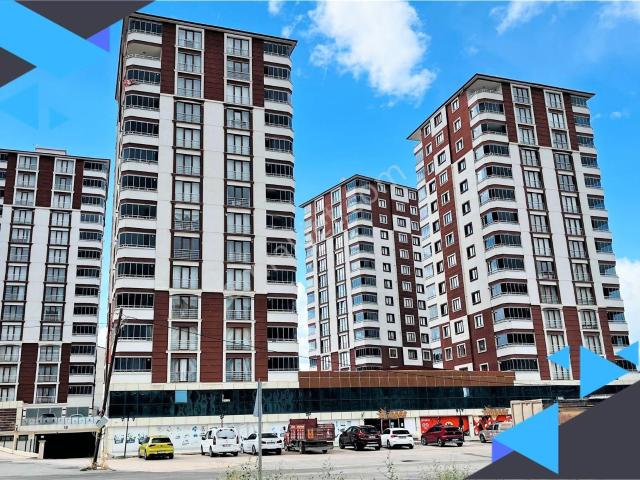 Dora İle Bayburt Kulelerinde Satılık Geniş 4+1 Daire