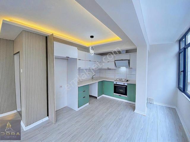 Dora'dan Akçay'da Ön Cephe İçi Full Yapılı 2+1 Satılık Daire