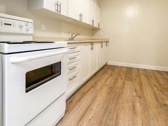 Dorchester Apartments 2 Bedroom Apartment for Rent at 368 Exmouth St, Sarnia, ON N7T 5N6 Central City