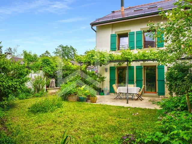 Dorfhaus komplett renoviert