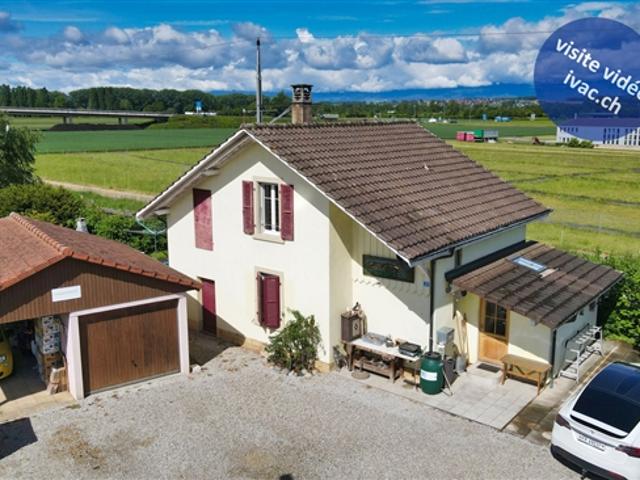 Dorfhaus mit 4,5 Zimmern in Avenches / VD