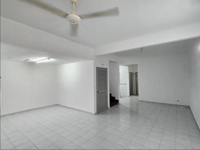 Doritis Kota Kemuning basic house worth to buy Shah alam