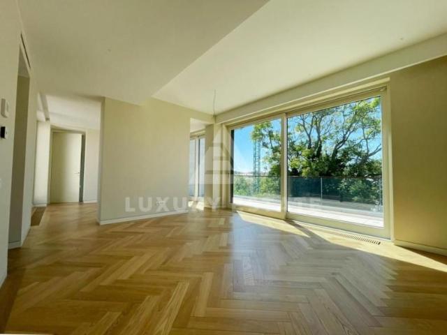 Dorobanti Capitale inchiriere apartment nou penthouse 5 camere