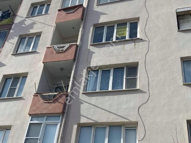 Dostlardan Adliye Yani Kiralık Dire